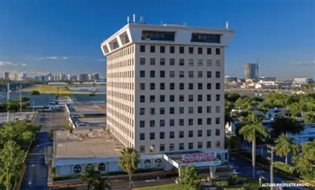 1250 Hallandale
